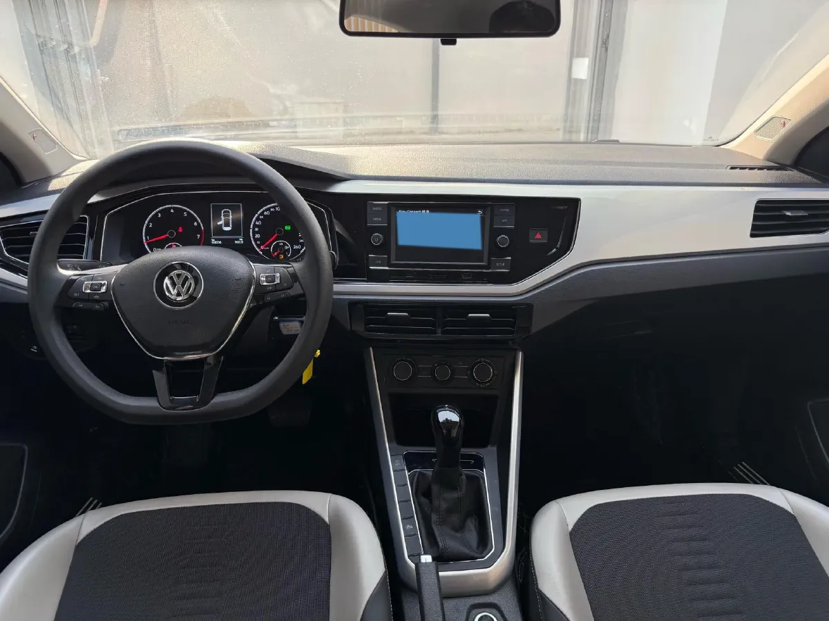 2019 Volkswagen Polo 1.5L 113HP L4 6AT,autocango,china used car exporter,china ev exporter,chinese used car exporter,chinese used ev exporter