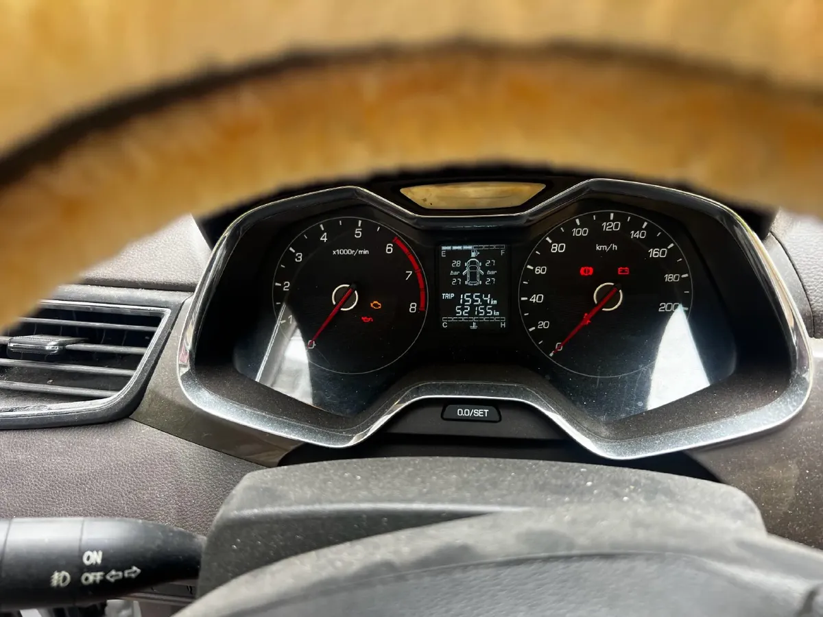 2017 BaoJun 310W 1.5L 112HP L4 6MT,autocango,china used car exporter,china ev exporter,chinese used car exporter,chinese used ev exporter