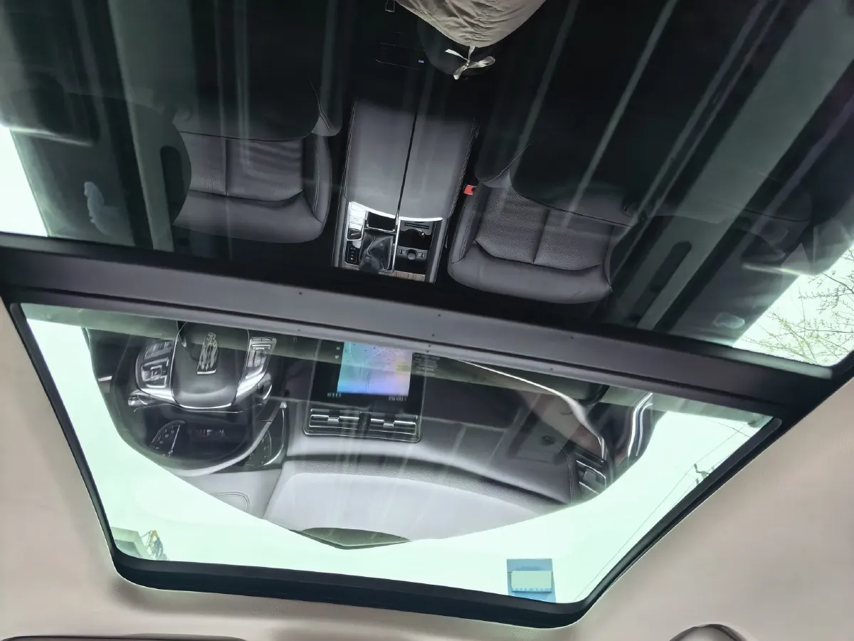 2019 Roewe RX8 2.0T 222HP L4 6AT,autocango,china used car exporter,china ev exporter,chinese used car exporter,chinese used ev exporter