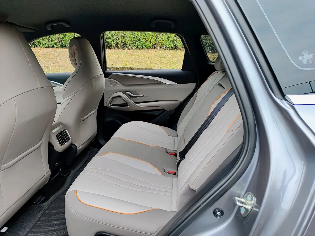 2024 BYD Song Pro 1.5L 110HP L4 E-CVT PHEV 12.9KWH,autocango,china used car exporter,china ev exporter,chinese used car exporter,chinese used ev exporter