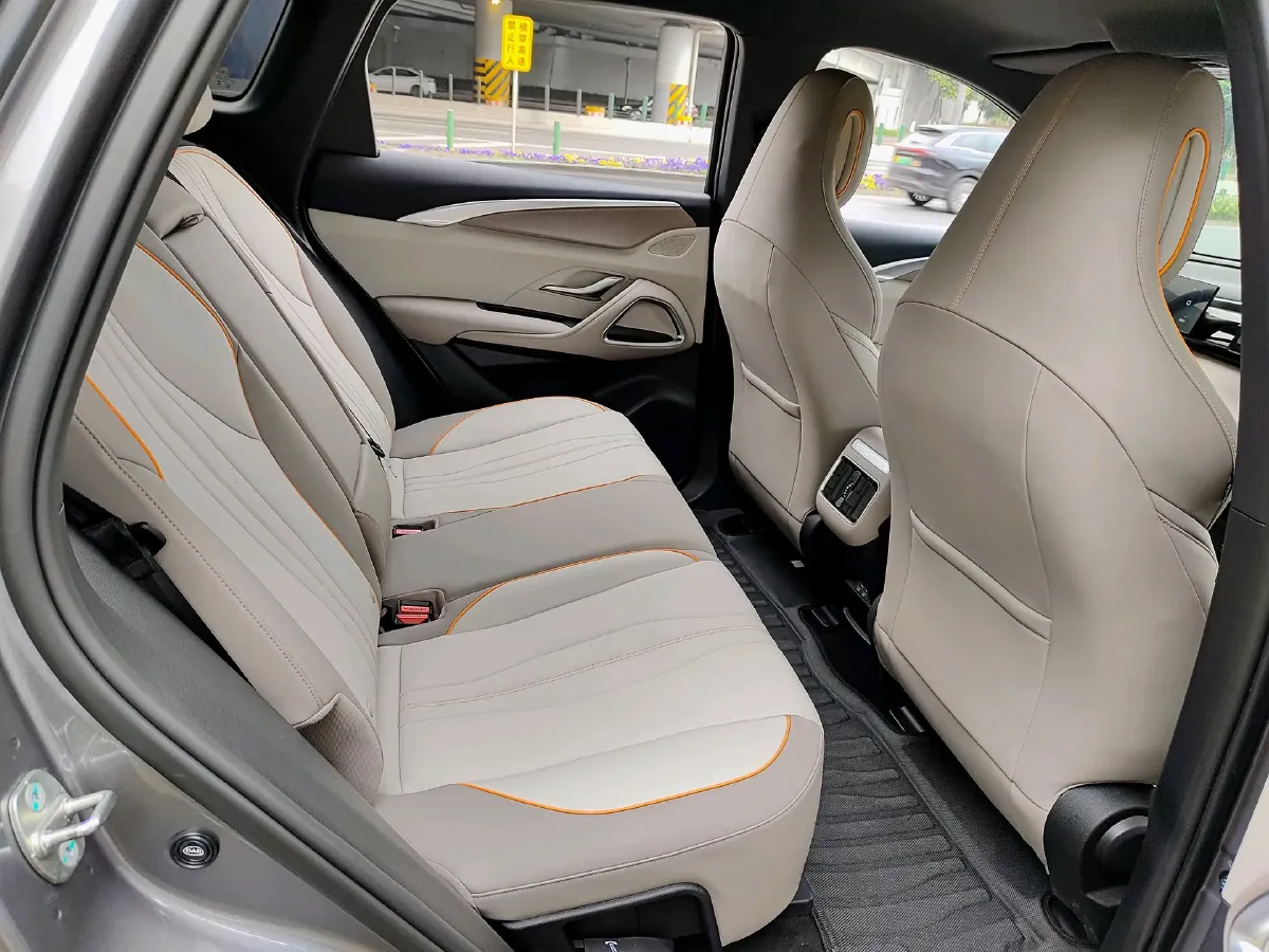 2024 BYD Song Pro 1.5L 110HP L4 E-CVT PHEV 12.9KWH,autocango,china used car exporter,china ev exporter,chinese used car exporter,chinese used ev exporter