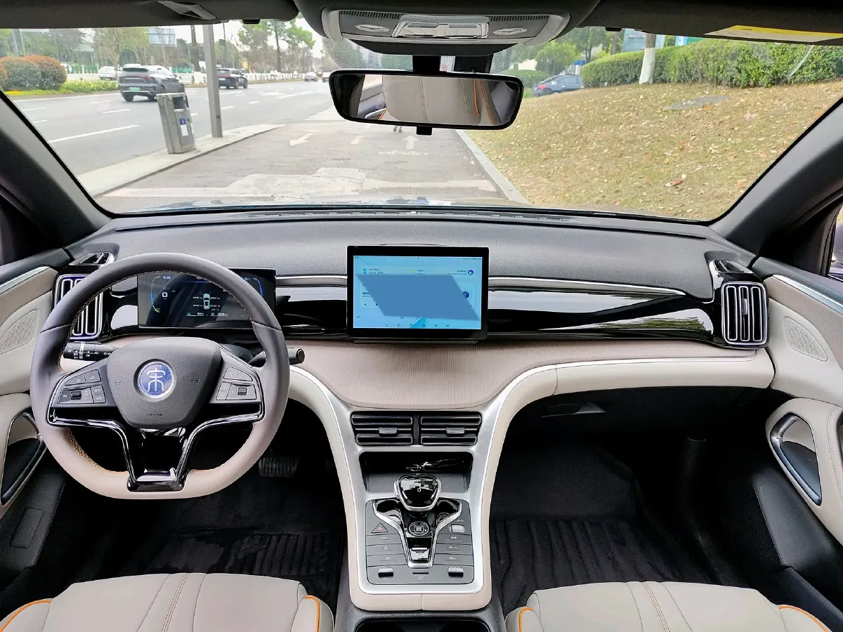 2024 BYD Song Pro 1.5L 110HP L4 E-CVT PHEV 12.9KWH,autocango,china used car exporter,china ev exporter,chinese used car exporter,chinese used ev exporter