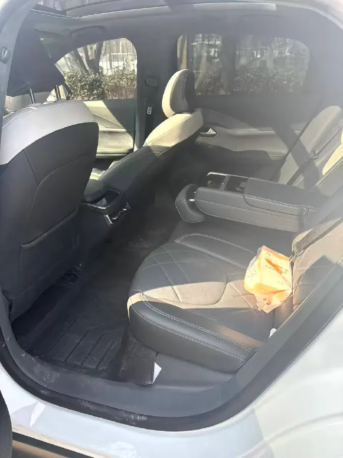 2025 ARCFOX αS6 BEV,autocango,china used car exporter,china ev exporter,chinese used car exporter,chinese used ev exporter