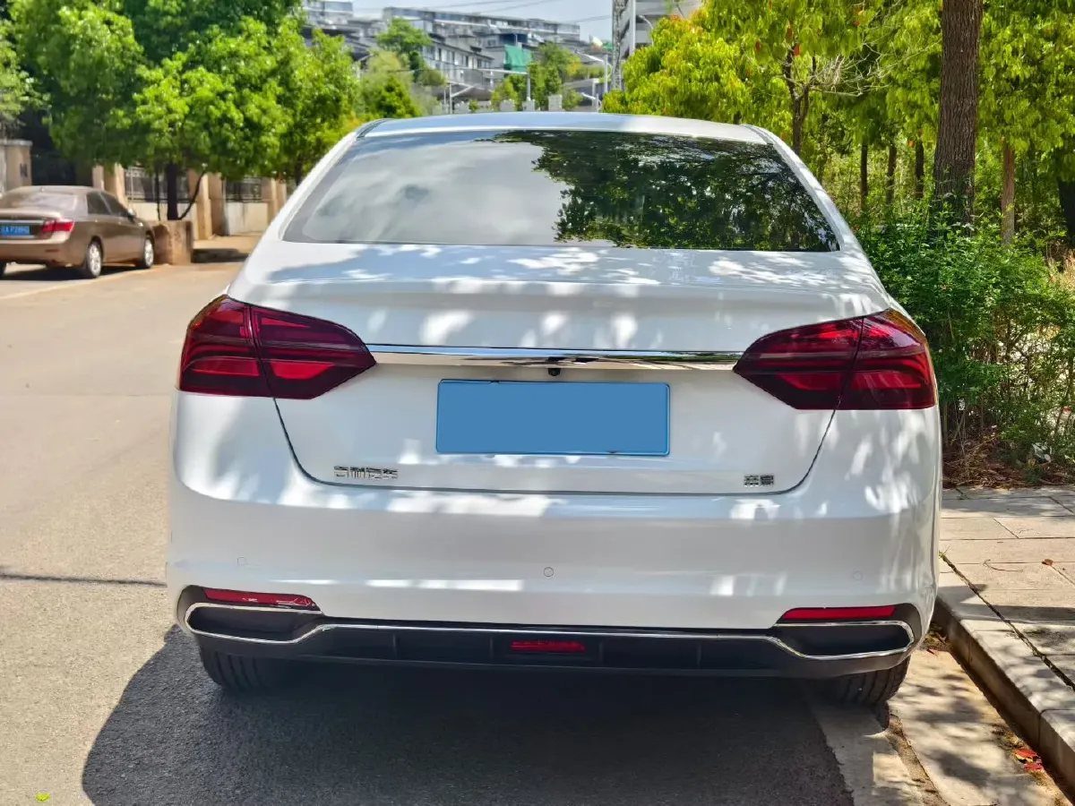 2019 Geely Emgrand 1.5L 109HP L4 5MT,autocango,china used car exporter,china ev exporter,chinese used car exporter,chinese used ev exporter
