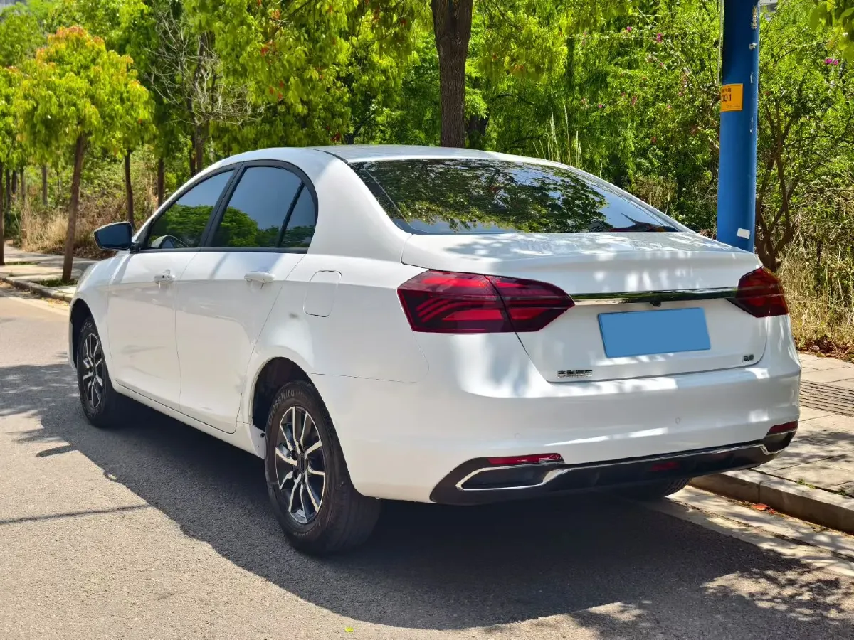 2019 Geely Emgrand 1.5L 109HP L4 5MT,autocango,china used car exporter,china ev exporter,chinese used car exporter,chinese used ev exporter