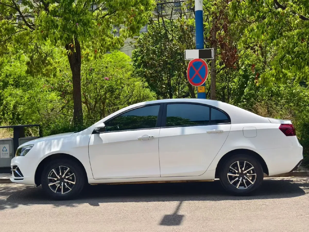 2019 Geely Emgrand 1.5L 109HP L4 5MT,autocango,china used car exporter,china ev exporter,chinese used car exporter,chinese used ev exporter
