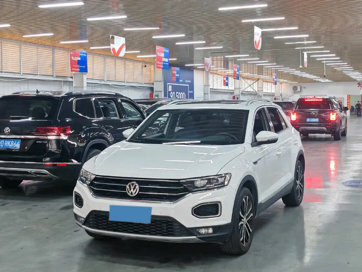 2019 Volkswagen T-Roc 1.4T 150HP L4 7DCT,autocango,china used car exporter,china ev exporter,chinese used car exporter,chinese used ev exporter