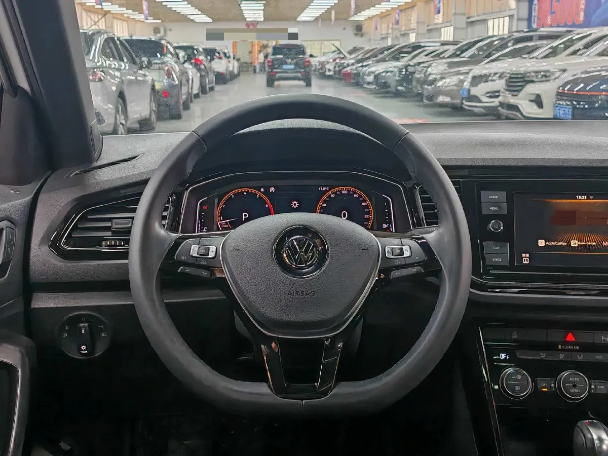 2019 Volkswagen T-Roc 1.4T 150HP L4 7DCT,autocango,china used car exporter,china ev exporter,chinese used car exporter,chinese used ev exporter