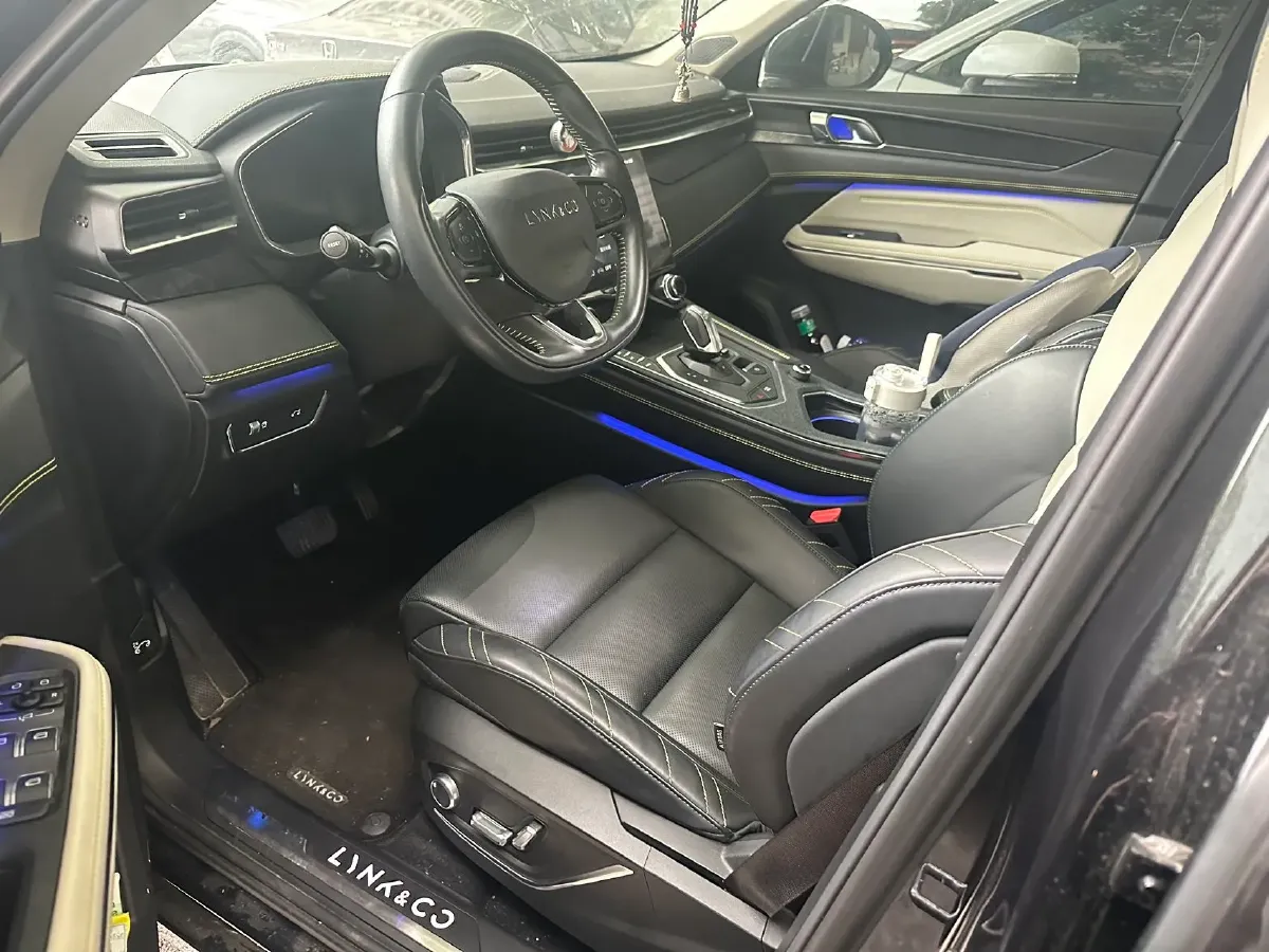 2022 LYNK&CO 05 2.0T 254HP L4 8AT,autocango,china used car exporter,china ev exporter,chinese used car exporter,chinese used ev exporter