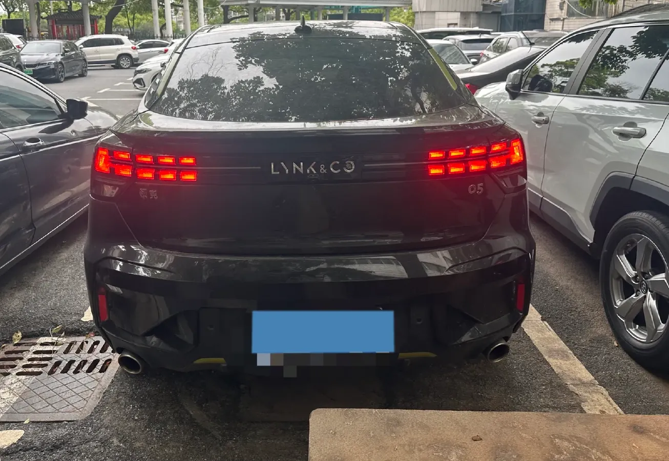 2022 LYNK&CO 05 2.0T 254HP L4 8AT,autocango,china used car exporter,china ev exporter,chinese used car exporter,chinese used ev exporter