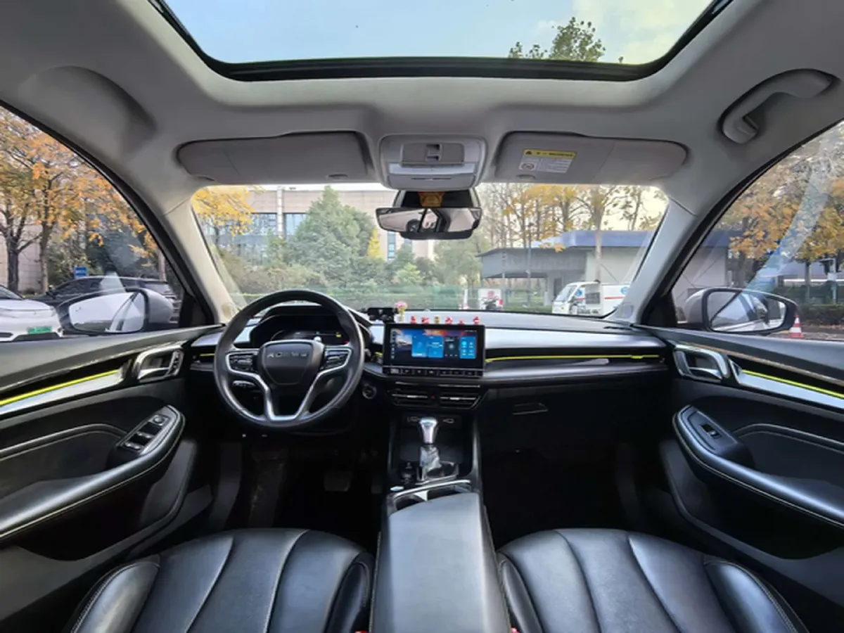 2021 Roewe i5 1.5L 120HP L4 CVT,autocango,china used car exporter,china ev exporter,chinese used car exporter,chinese used ev exporter