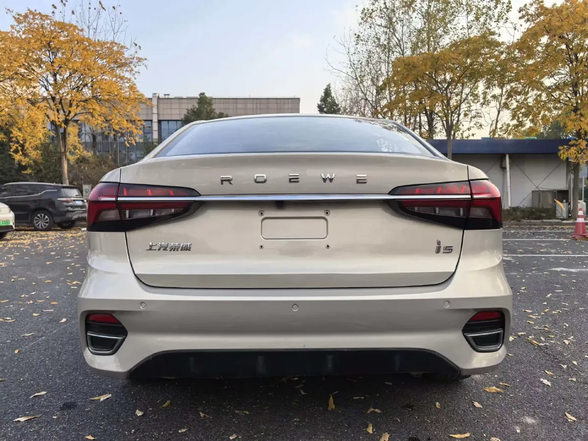 2021 Roewe i5 1.5L 120HP L4 CVT,autocango,china used car exporter,china ev exporter,chinese used car exporter,chinese used ev exporter