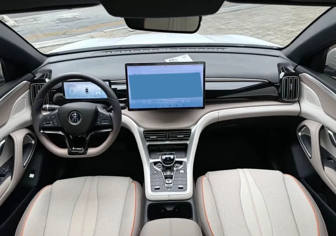 2022 Roewe RX5 MAX 2.0T 231HP L4 8AT,autocango,china used car exporter,china ev exporter,chinese used car exporter,chinese used ev exporter