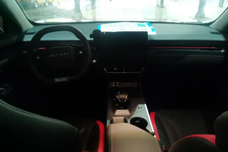 2024 Jetour DASHING 1.5T 156HP L4 6DCT,autocango,china used car exporter,china ev exporter,chinese used car exporter,chinese used ev exporter