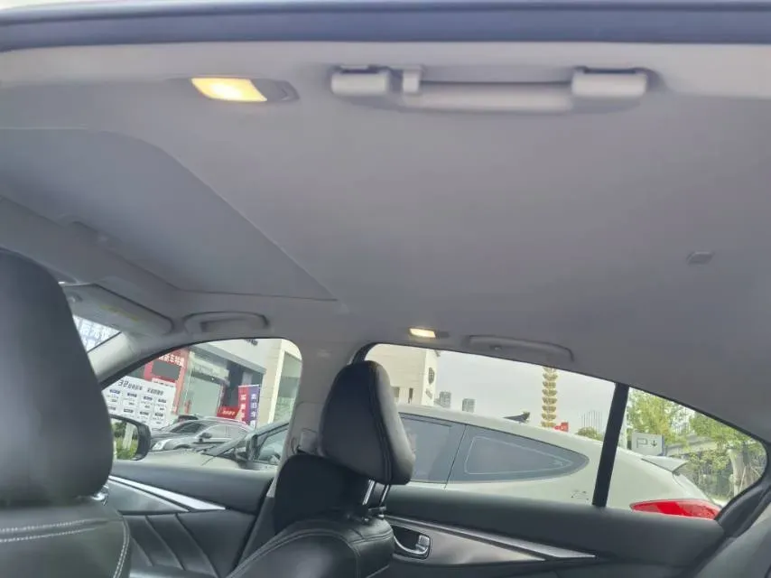 2022 Infiniti Q50L 2.0T 211HP L4 7AT,autocango,china used car exporter,china ev exporter,chinese used car exporter,chinese used ev exporter