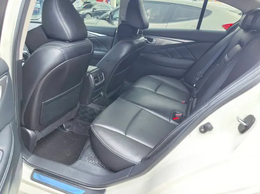 2022 Infiniti Q50L 2.0T 211HP L4 7AT,autocango,china used car exporter,china ev exporter,chinese used car exporter,chinese used ev exporter