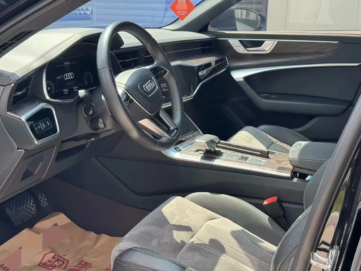 2024 Audi A6L 2.0T 190HP L4 7DCT,autocango,china used car exporter,china ev exporter,chinese used car exporter,chinese used ev exporter