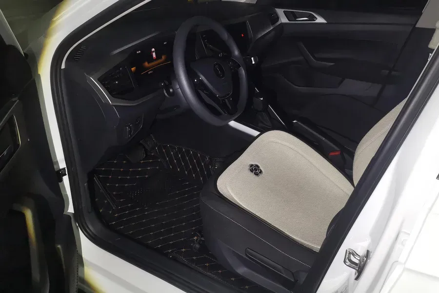 2023 Volkswagen Polo 1.5L 110HP L4 6AT,autocango,china used car exporter,china ev exporter,chinese used car exporter,chinese used ev exporter