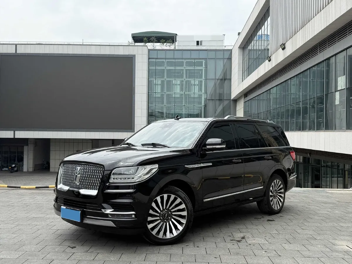 2020 Lincoln Navigator 3.5T 388HP V6 10AT,autocango,china used car exporter,china ev exporter,chinese used car exporter,chinese used ev exporter