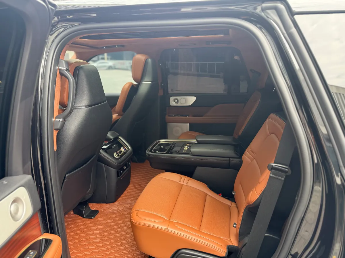 2020 Lincoln Navigator 3.5T 388HP V6 10AT,autocango,china used car exporter,china ev exporter,chinese used car exporter,chinese used ev exporter