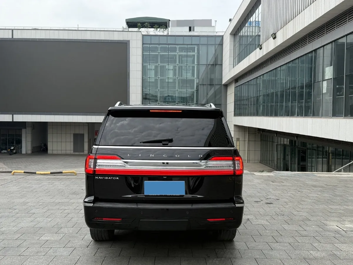 2020 Lincoln Navigator 3.5T 388HP V6 10AT,autocango,china used car exporter,china ev exporter,chinese used car exporter,chinese used ev exporter