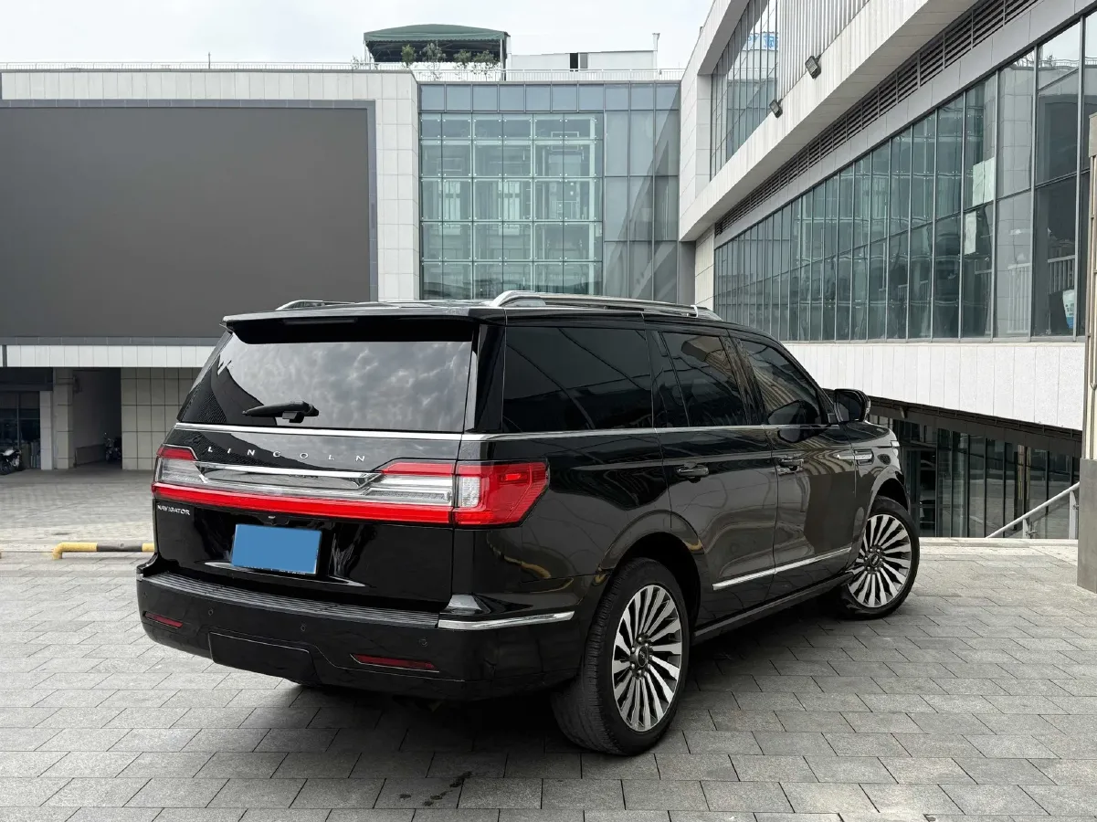 2020 Lincoln Navigator 3.5T 388HP V6 10AT,autocango,china used car exporter,china ev exporter,chinese used car exporter,chinese used ev exporter