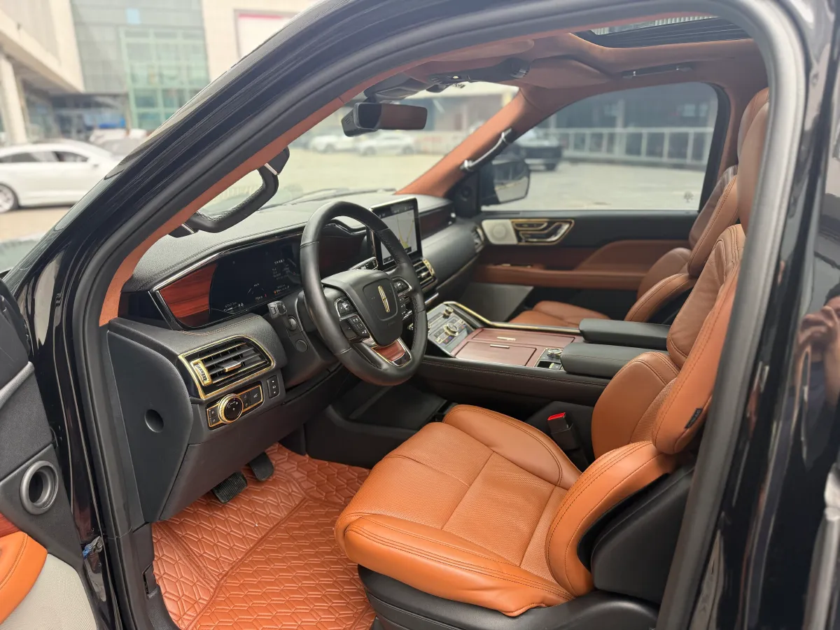 2020 Lincoln Navigator 3.5T 388HP V6 10AT,autocango,china used car exporter,china ev exporter,chinese used car exporter,chinese used ev exporter