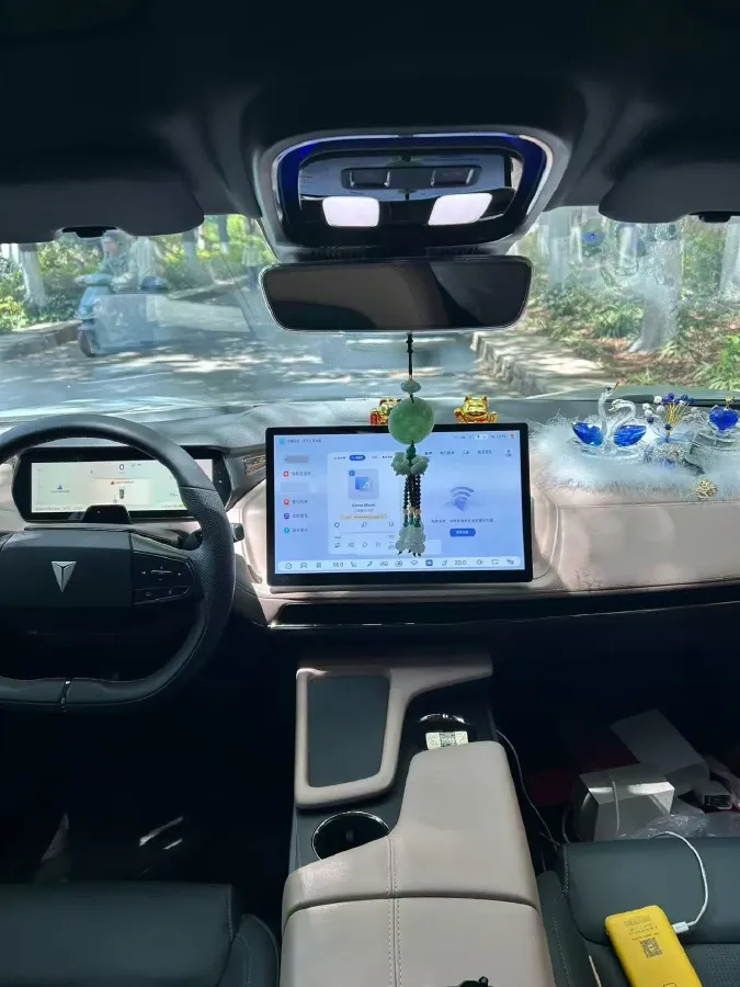 2022 DongFeng Forthing LingZhi EV BEV 68.4KWH,autocango,china used car exporter,china ev exporter,chinese used car exporter,chinese used ev exporter