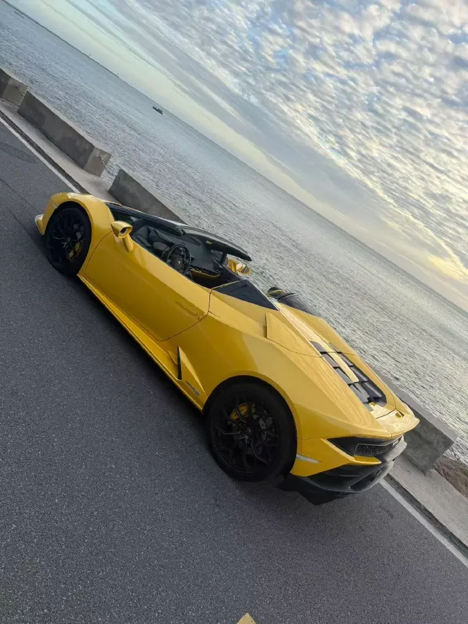 2020 Lamborghini Huracán 5.2L 611HP V10 7DCT,autocango,china used car exporter,china ev exporter,chinese used car exporter,chinese used ev exporter