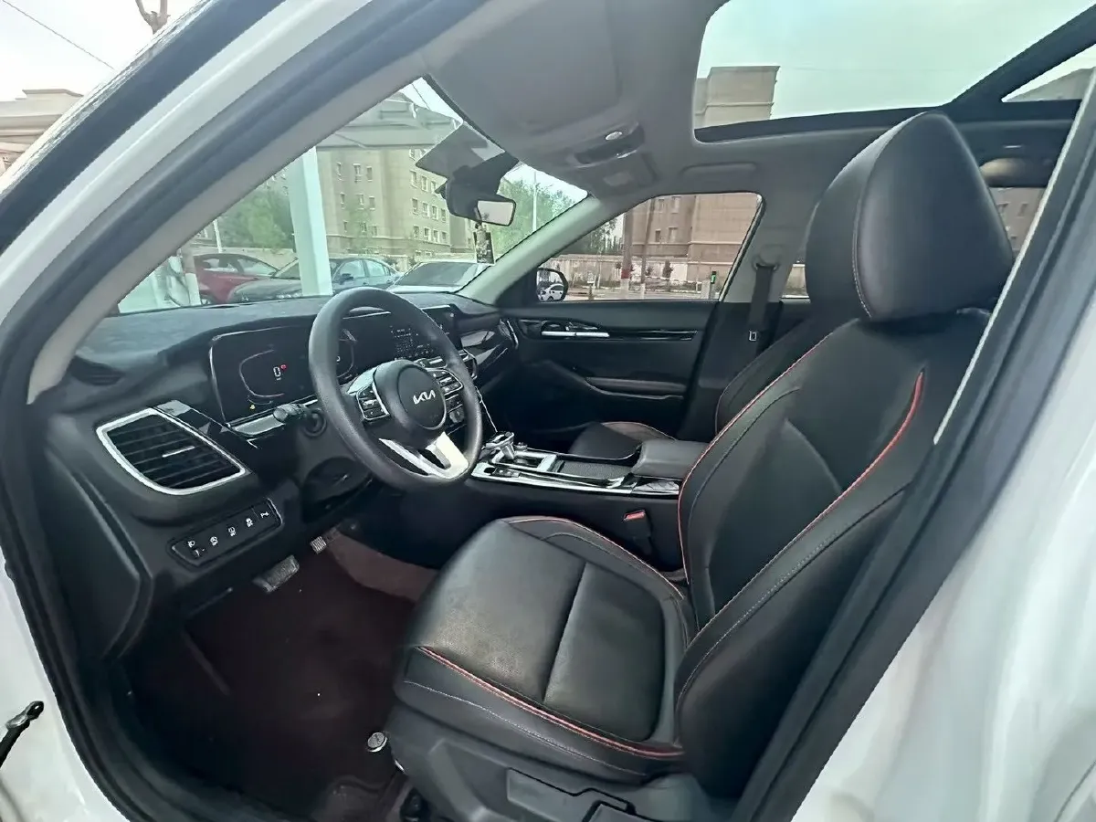 2023 Kia Seltos 1.5L 115HP L4 CVT,autocango,china used car exporter,china ev exporter,chinese used car exporter,chinese used ev exporter