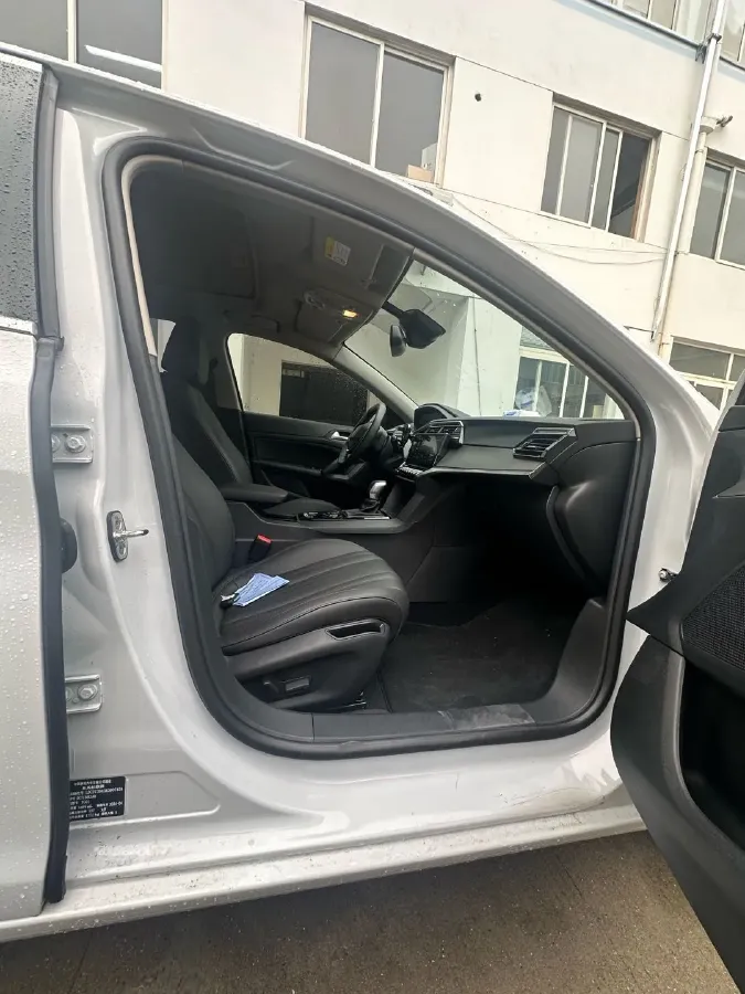 2024 Peugeot 408 1.5T 173HP L4 6AT,autocango,china used car exporter,china ev exporter,chinese used car exporter,chinese used ev exporter