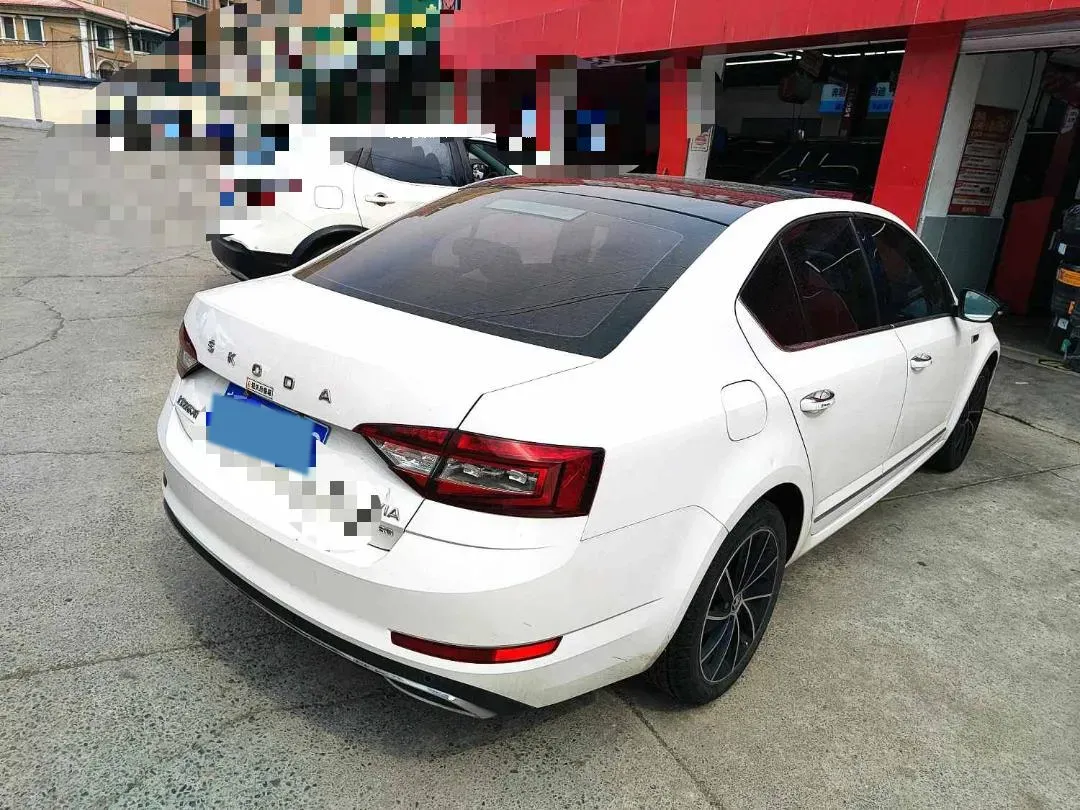 2020 Skoda Octavia 1.4T 150HP L4 7DCT,autocango,china used car exporter,china ev exporter,chinese used car exporter,chinese used ev exporter