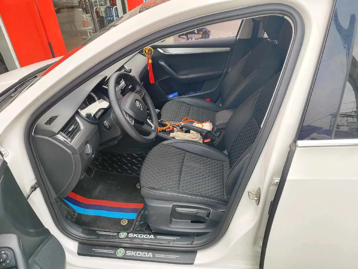 2020 Skoda Octavia 1.4T 150HP L4 7DCT,autocango,china used car exporter,china ev exporter,chinese used car exporter,chinese used ev exporter