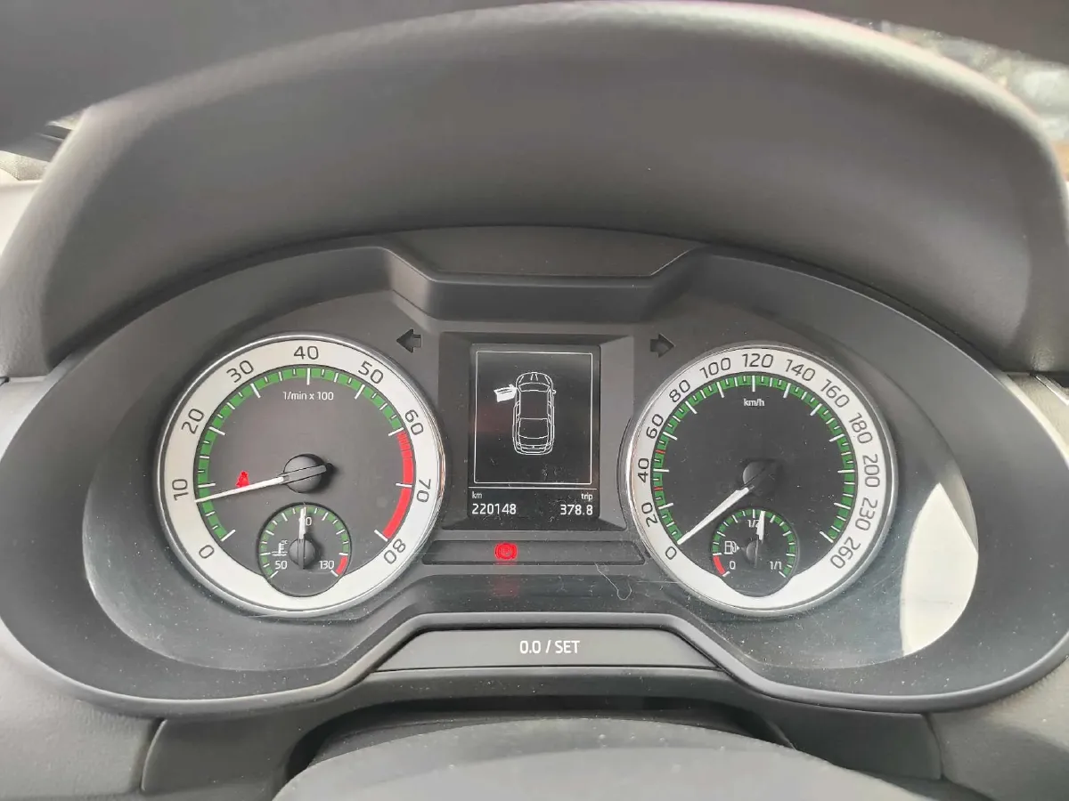 2020 Skoda Octavia 1.4T 150HP L4 7DCT,autocango,china used car exporter,china ev exporter,chinese used car exporter,chinese used ev exporter