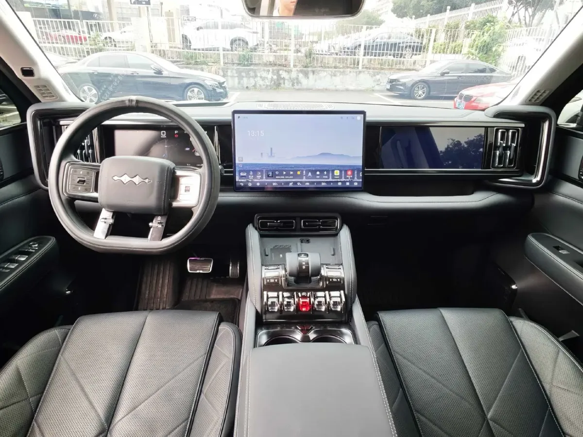 2023 FangChengBao Bao 5 1.5T 194HP L4 E-CVT PHEV 31.8KWH,autocango,china used car exporter,china ev exporter,chinese used car exporter,chinese used ev exporter