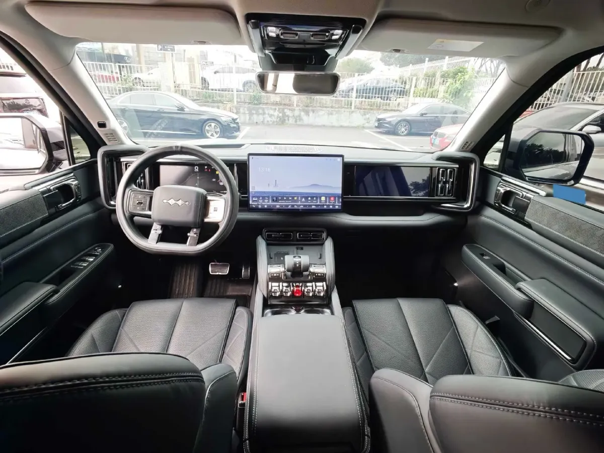 2023 FangChengBao Bao 5 1.5T 194HP L4 E-CVT PHEV 31.8KWH,autocango,china used car exporter,china ev exporter,chinese used car exporter,chinese used ev exporter