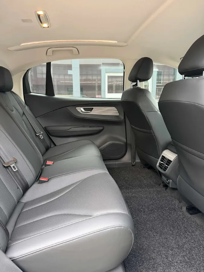 2024 HongQi E-QM5 BEV 60KWH,autocango,china used car exporter,china ev exporter,chinese used car exporter,chinese used ev exporter