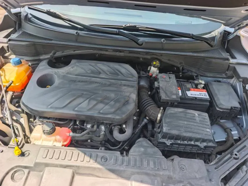 2022 ChangAn UNI-T 1.5T 188HP L4 7DCT,autocango,china used car exporter,china ev exporter,chinese used car exporter,chinese used ev exporter