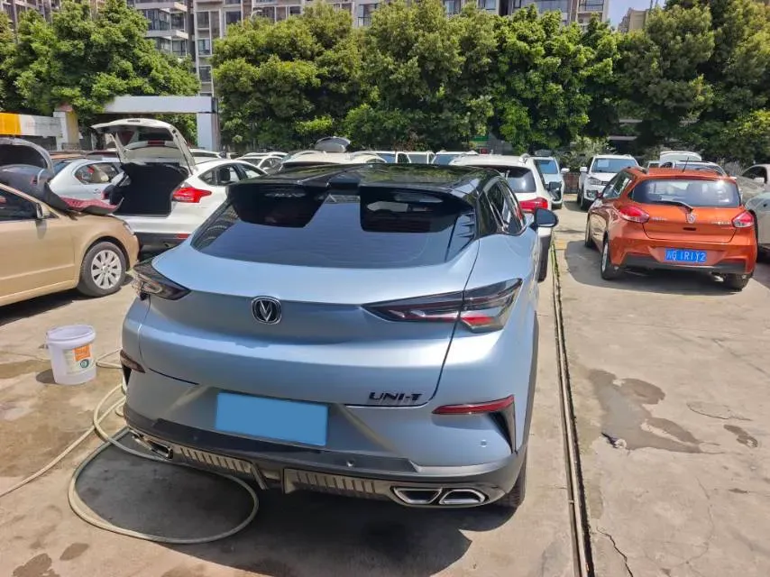 2022 ChangAn UNI-T 1.5T 188HP L4 7DCT,autocango,china used car exporter,china ev exporter,chinese used car exporter,chinese used ev exporter