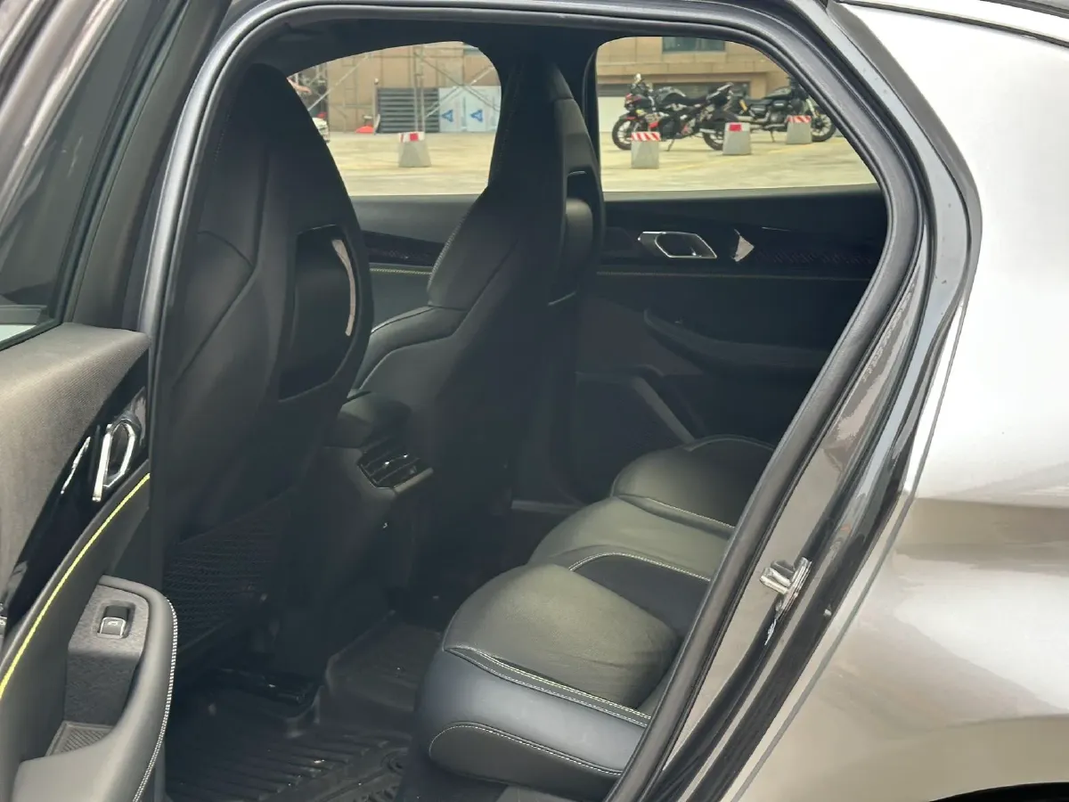 2023 MAXUS G50 1.5T 181HP L4 7DCT,autocango,china used car exporter,china ev exporter,chinese used car exporter,chinese used ev exporter