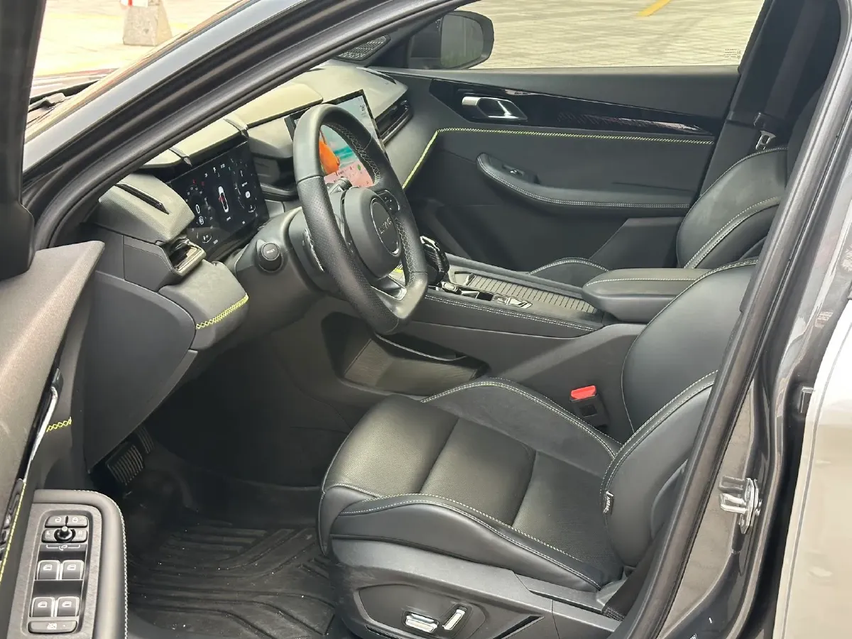 2023 MAXUS G50 1.5T 181HP L4 7DCT,autocango,china used car exporter,china ev exporter,chinese used car exporter,chinese used ev exporter