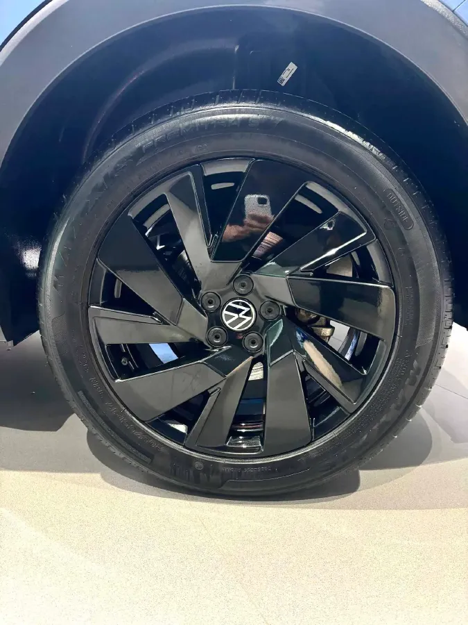 2025 Volkswagen Tharu 1.5T 160HP L4 7DCT,autocango,china used car exporter,china ev exporter,chinese used car exporter,chinese used ev exporter