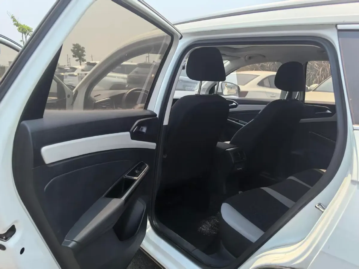 2023 Jetta VS7 1.4T 150HP L4 6AT,autocango,china used car exporter,china ev exporter,chinese used car exporter,chinese used ev exporter