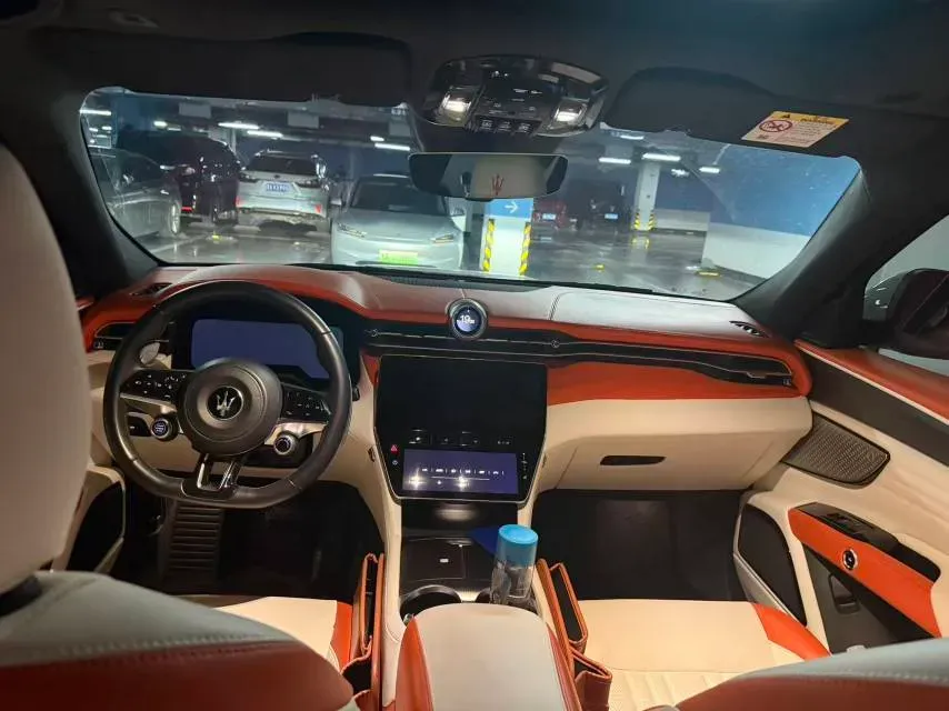 2023 Maserati Grecale 2.0T 300HP L4 8AT,autocango,china used car exporter,china ev exporter,chinese used car exporter,chinese used ev exporter