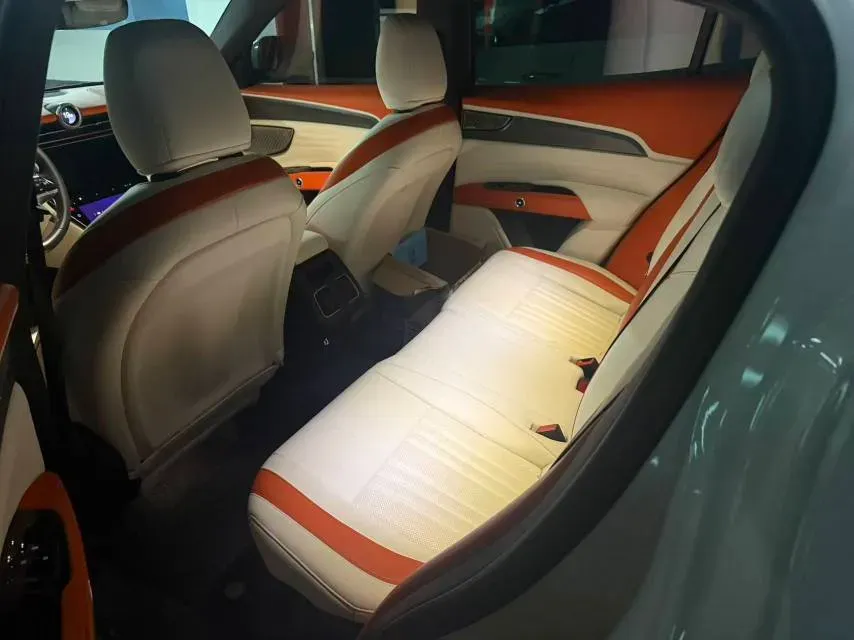 2023 Maserati Grecale 2.0T 300HP L4 8AT,autocango,china used car exporter,china ev exporter,chinese used car exporter,chinese used ev exporter