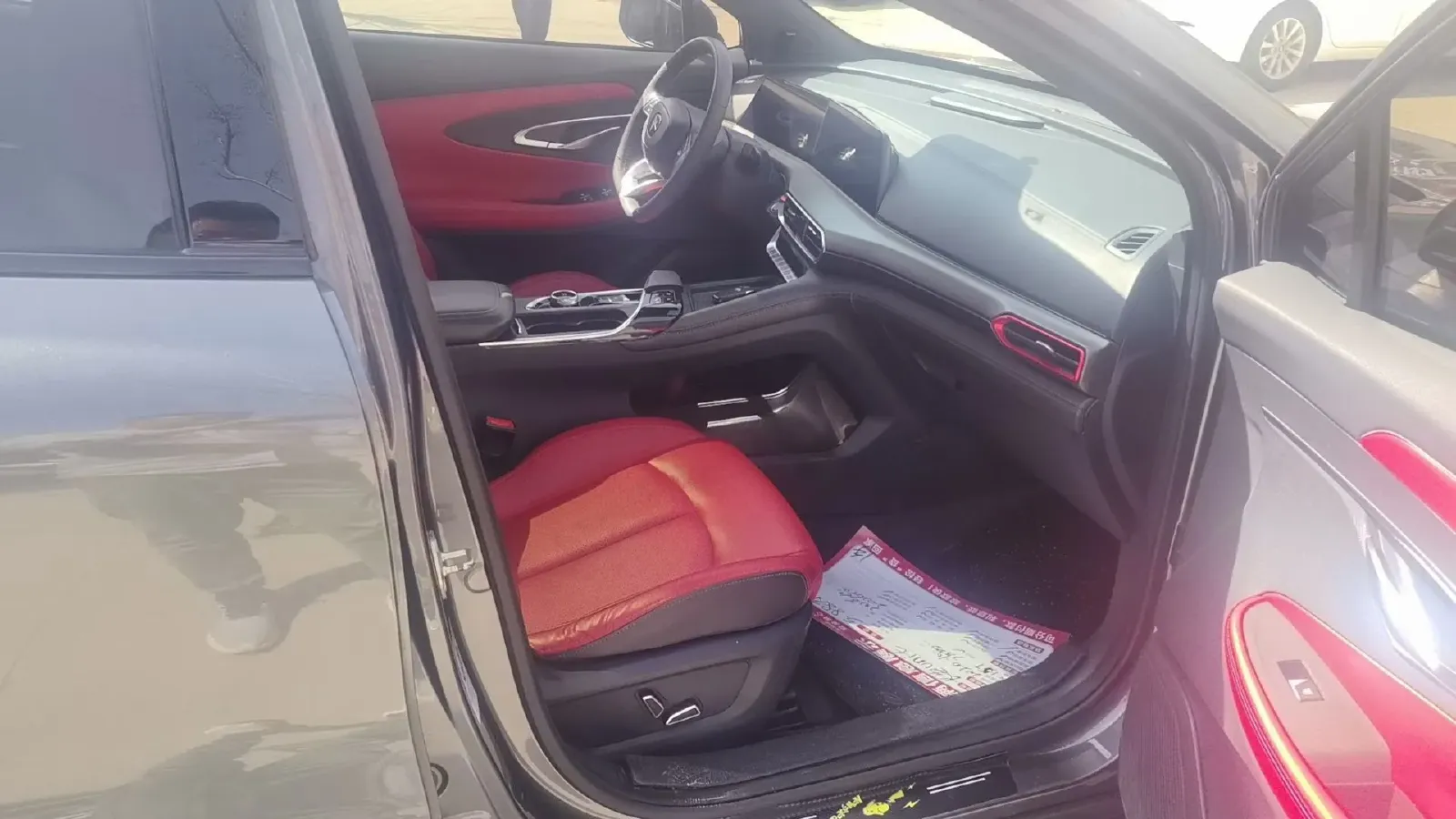 2020 ChangAn UNI-T 1.5T 180HP L4 7DCT,autocango,china used car exporter,china ev exporter,chinese used car exporter,chinese used ev exporter