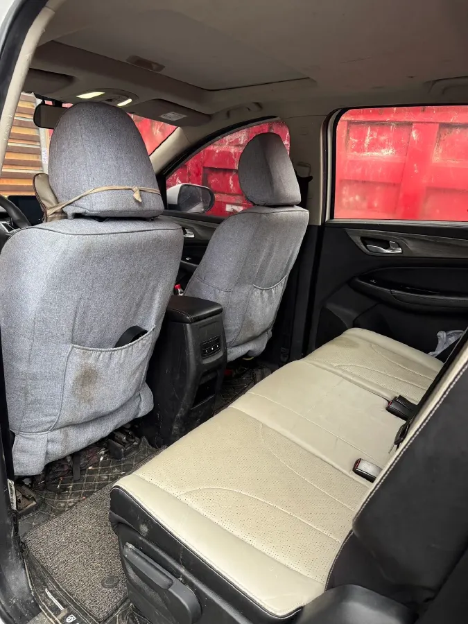 2019 BaoJun 730 1.5T 147HP L4 CVT,autocango,china used car exporter,china ev exporter,chinese used car exporter,chinese used ev exporter