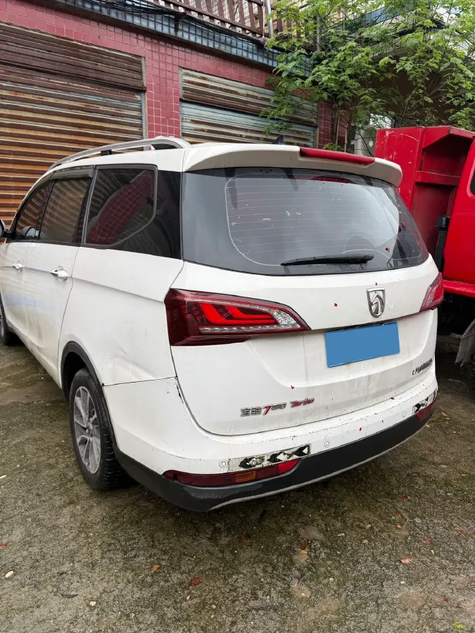 2019 BaoJun 730 1.5T 147HP L4 CVT,autocango,china used car exporter,china ev exporter,chinese used car exporter,chinese used ev exporter