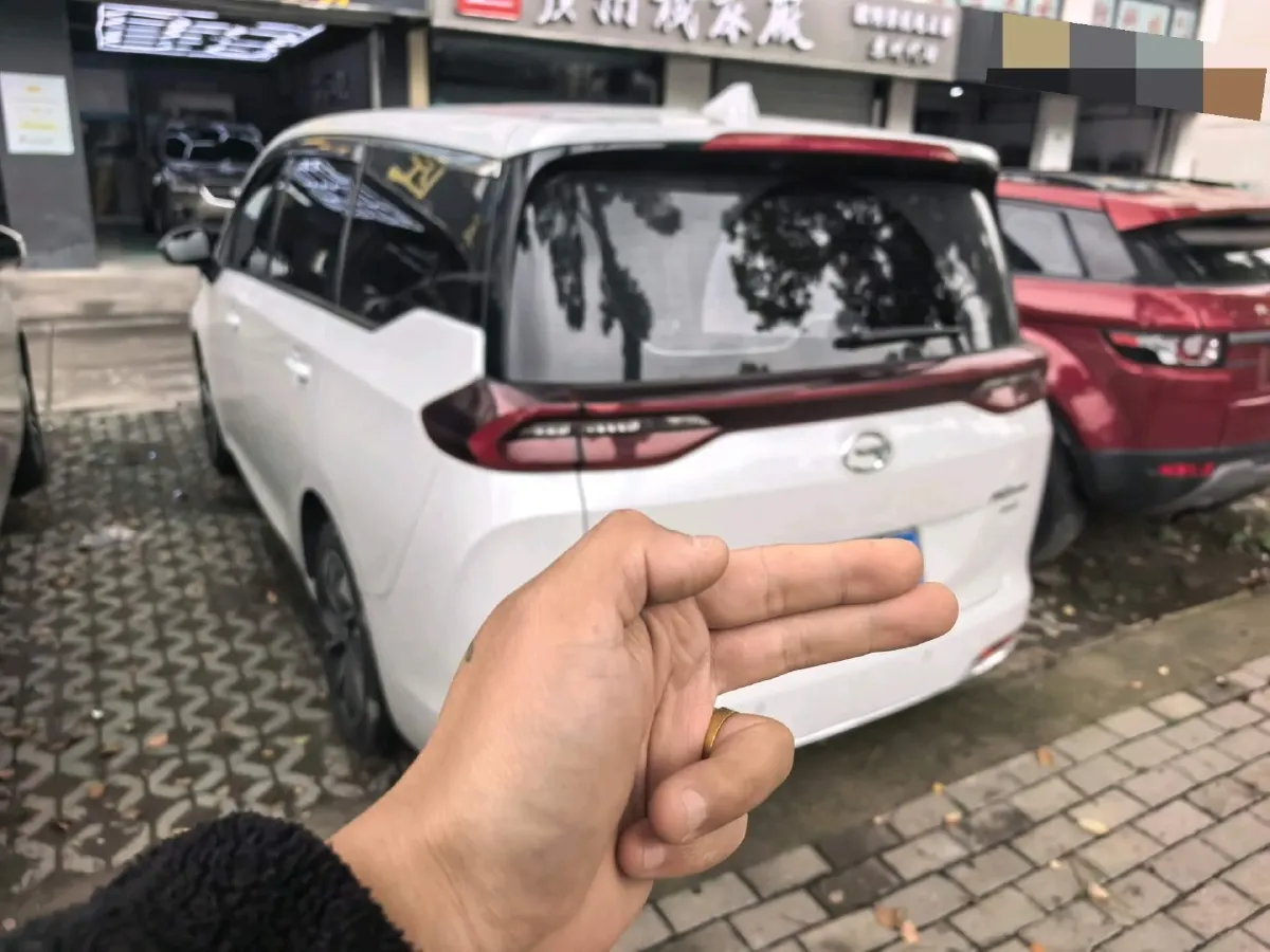 2023 GAC Trumpchi M6 1.5T 177HP L4 7DCT,autocango,china used car exporter,china ev exporter,chinese used car exporter,chinese used ev exporter