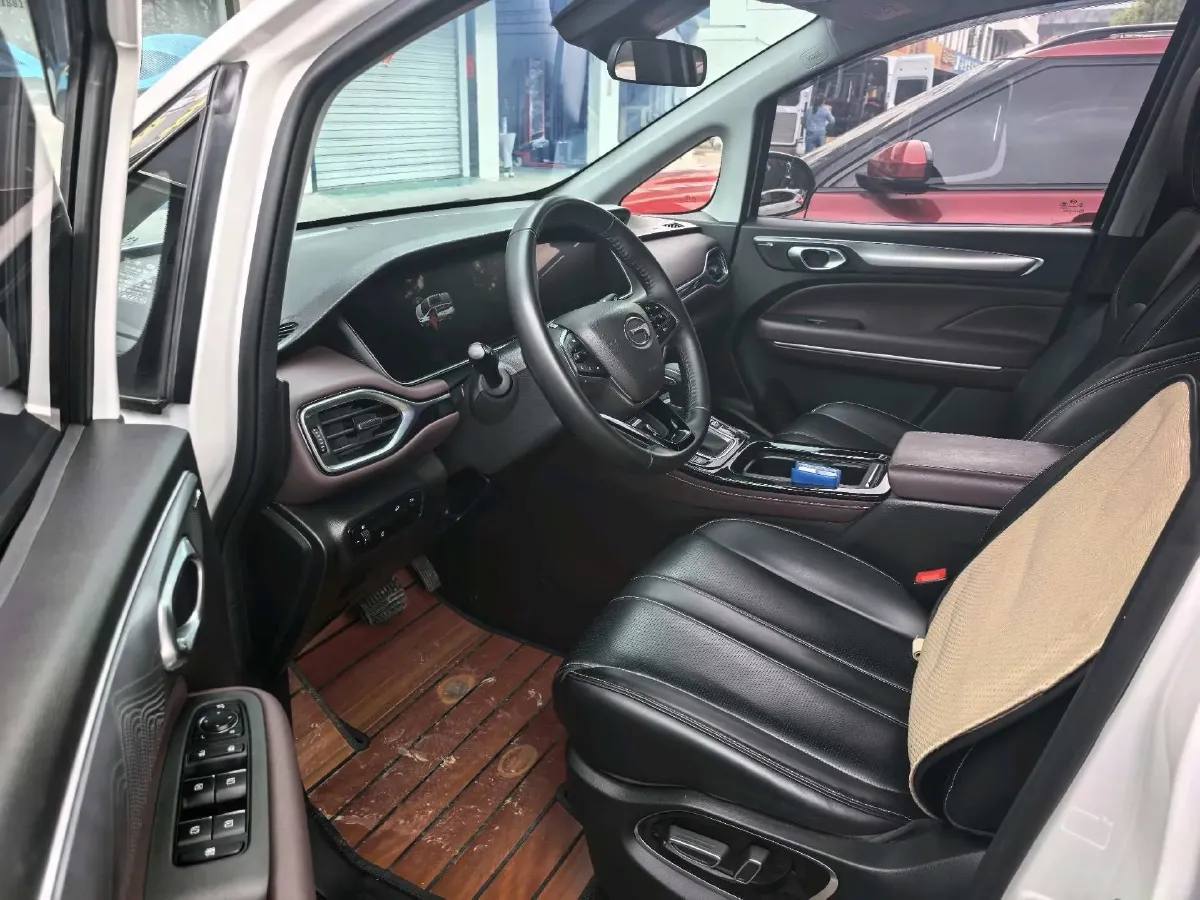 2023 GAC Trumpchi M6 1.5T 177HP L4 7DCT,autocango,china used car exporter,china ev exporter,chinese used car exporter,chinese used ev exporter